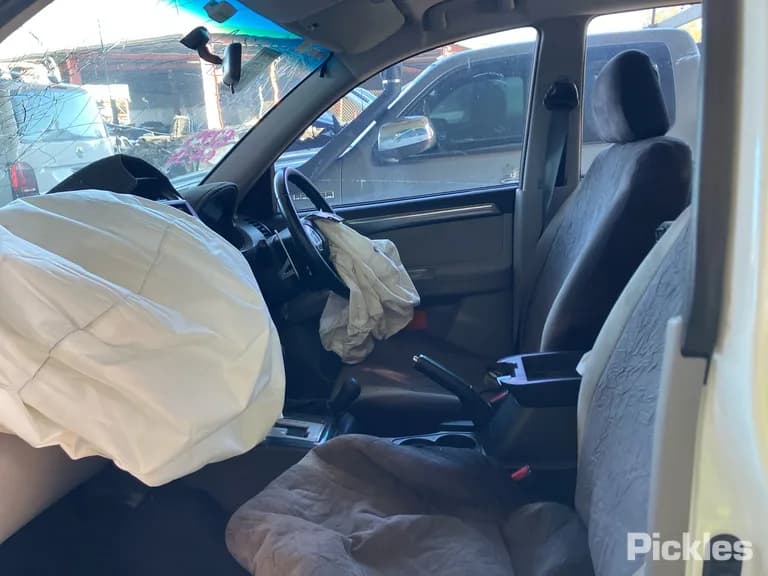 2013 Mitsubishi Challenger Used VIN MMAGYKH40EF000931 – photo 14 2013 Mitsubishi Challenger Used VIN MMAGYKH40EF000931 – photo 14