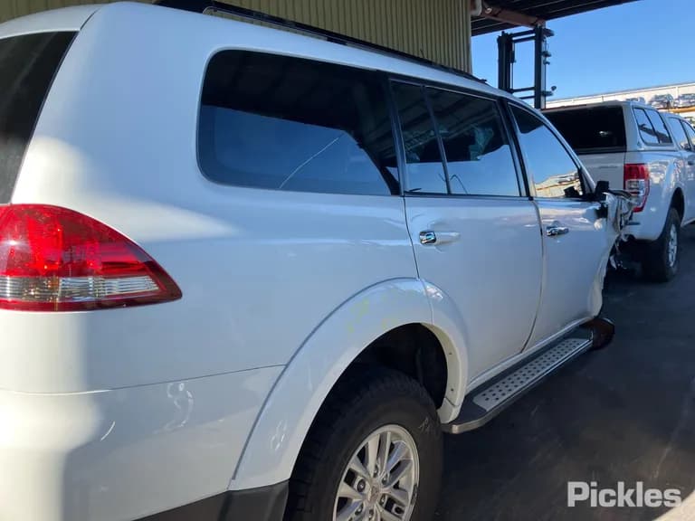 2013 Mitsubishi Challenger Used VIN MMAGYKH40EF000931 – photo 18 2013 Mitsubishi Challenger Used VIN MMAGYKH40EF000931 – photo 18