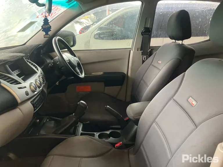 2013 Mitsubishi Triton Used VIN MMAJNKB40DD007367 – photo 24 2013 Mitsubishi Triton Used VIN MMAJNKB40DD007367 – photo 24