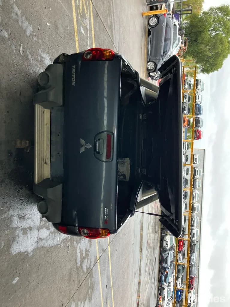 2009 Mitsubishi Triton Used VIN MMAJNKB909D012778 – rear exterior 2009 Mitsubishi Triton Used VIN MMAJNKB909D012778 – rear exterior