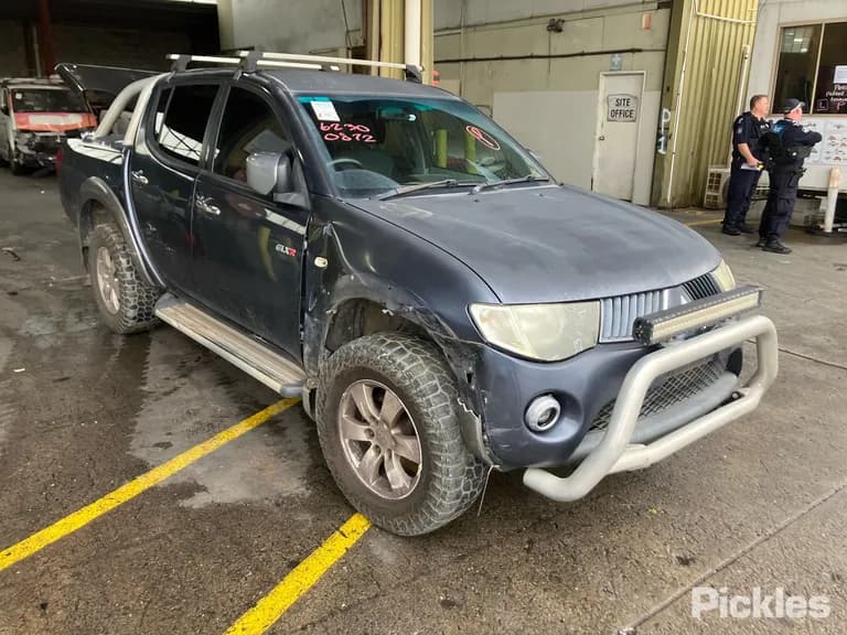2009 Mitsubishi Triton Used VIN MMAJNKB909D012778 – photo 24 2009 Mitsubishi Triton Used VIN MMAJNKB909D012778 – photo 24