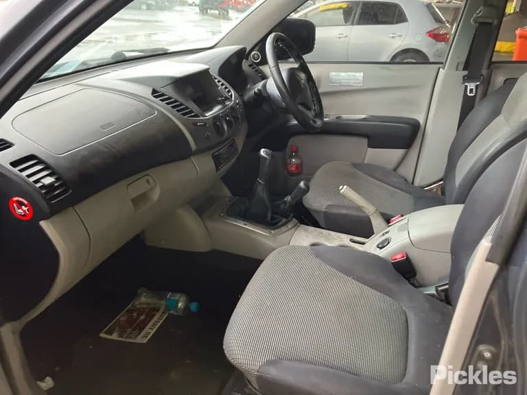2009 Mitsubishi Triton Used VIN MMAJNKB909D012778 – photo 26 2009 Mitsubishi Triton Used VIN MMAJNKB909D012778 – photo 26