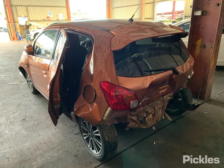 2016 Mitsubishi Mirage Used VIN MMAXTA03AGH001042 – photo 15 2016 Mitsubishi Mirage Used VIN MMAXTA03AGH001042 – photo 15