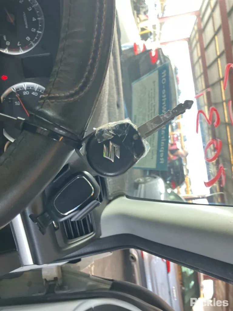 2013 Suzuki Swift Used VIN MMSHZC82S00104016 – photo 13 2013 Suzuki Swift Used VIN MMSHZC82S00104016 – photo 13