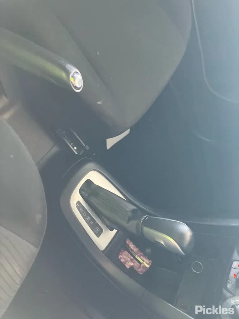 2013 Suzuki Swift Used VIN MMSHZC82S00104016 – photo 17 2013 Suzuki Swift Used VIN MMSHZC82S00104016 – photo 17