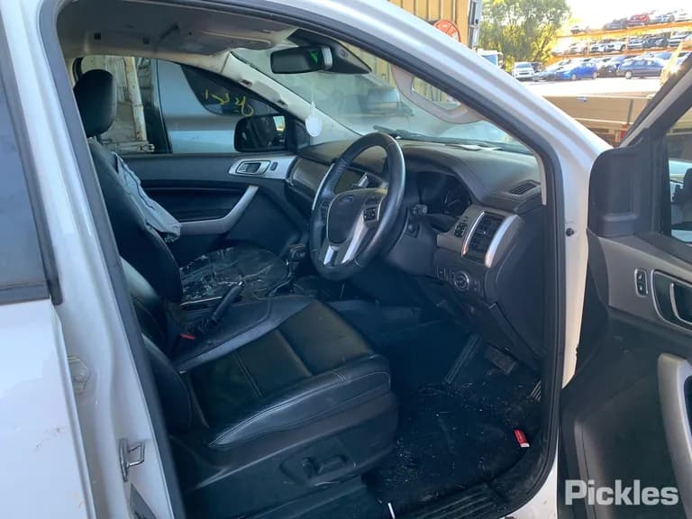 2020 Ford Everest Used VIN MNAAXXMAWALK27221 – dashboard 2020 Ford Everest Used VIN MNAAXXMAWALK27221 – dashboard