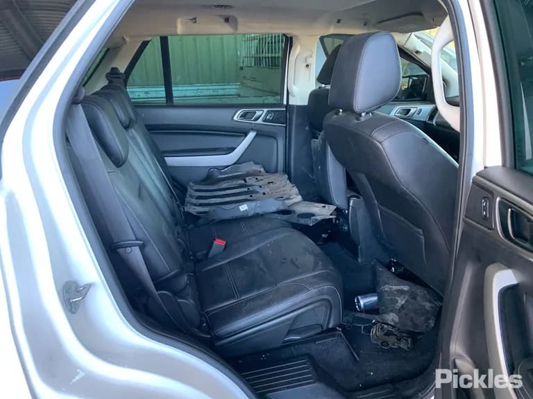 2020 Ford Everest Used VIN MNAAXXMAWALK27221 – engine bay 2020 Ford Everest Used VIN MNAAXXMAWALK27221 – engine bay