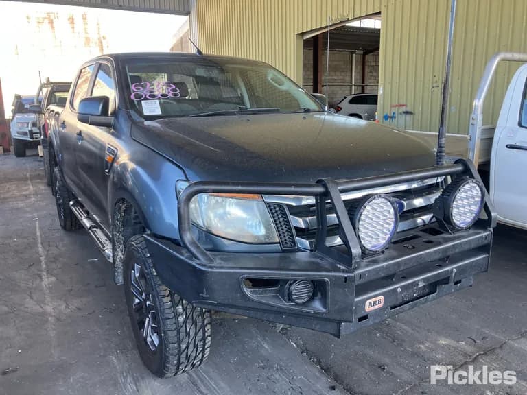 2013 Ford Ranger Used VIN MNAUMFF50DW196184 – interior seats 2013 Ford Ranger Used VIN MNAUMFF50DW196184 – interior seats