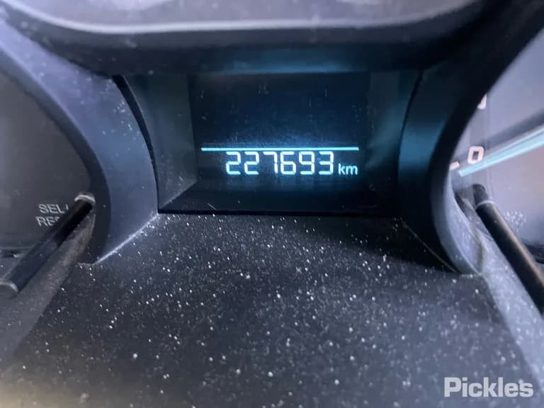 2013 Ford Ranger Used VIN MNAUMFF50DW196184 – engine bay 2013 Ford Ranger Used VIN MNAUMFF50DW196184 – engine bay