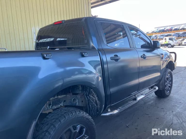 2013 Ford Ranger Used VIN MNAUMFF50DW196184 – trunk area 2013 Ford Ranger Used VIN MNAUMFF50DW196184 – trunk area