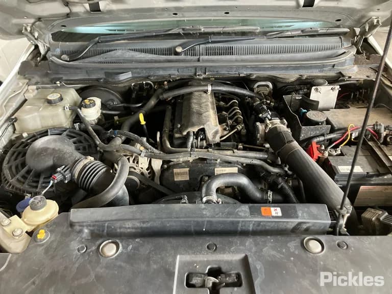 2014 Ford Ranger Used VIN MNAUMFF50EW274702 – engine bay 2014 Ford Ranger Used VIN MNAUMFF50EW274702 – engine bay