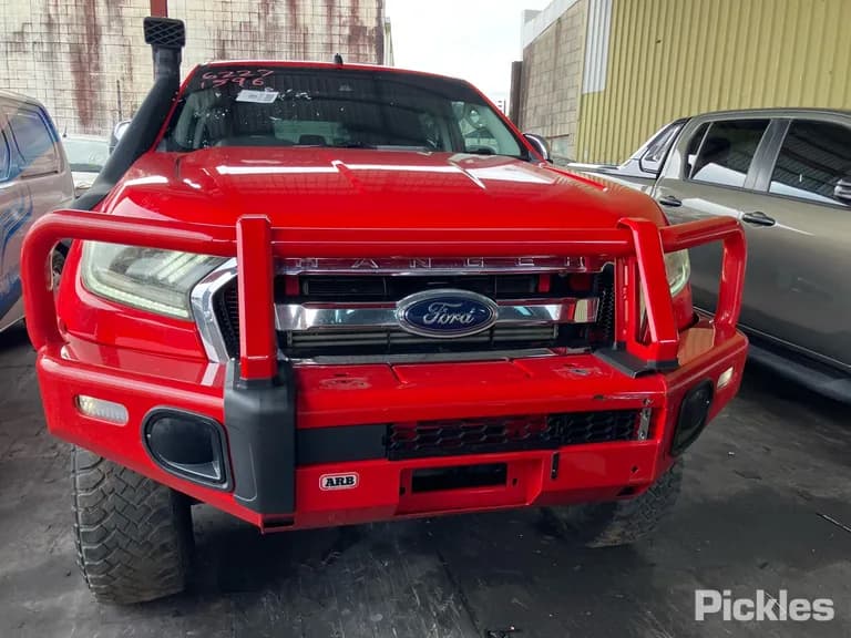 2015 Ford Ranger Used VIN MNAUMFF50FW472937 – interior seats 2015 Ford Ranger Used VIN MNAUMFF50FW472937 – interior seats