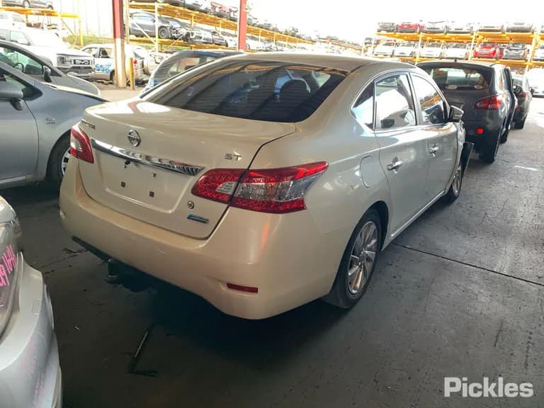 2013 Nissan Pulsar Used VIN MNTBAAB17A0012152 – rear exterior 2013 Nissan Pulsar Used VIN MNTBAAB17A0012152 – rear exterior