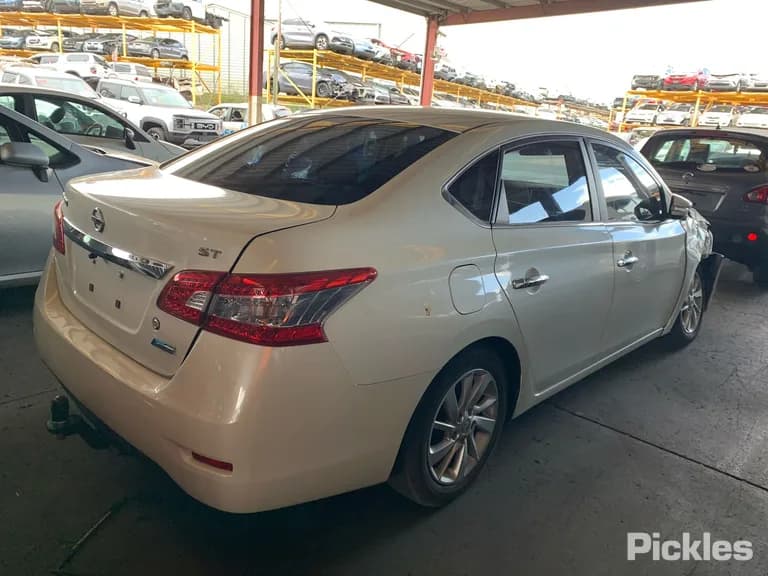 2013 Nissan Pulsar Used VIN MNTBAAB17A0012152 – trunk area 2013 Nissan Pulsar Used VIN MNTBAAB17A0012152 – trunk area