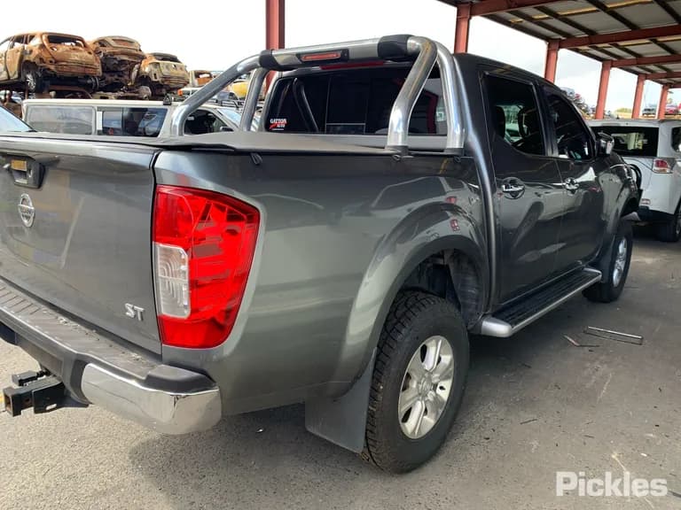 2015 Nissan Navara Used VIN MNTCB4D23A0009335 – photo 26 2015 Nissan Navara Used VIN MNTCB4D23A0009335 – photo 26