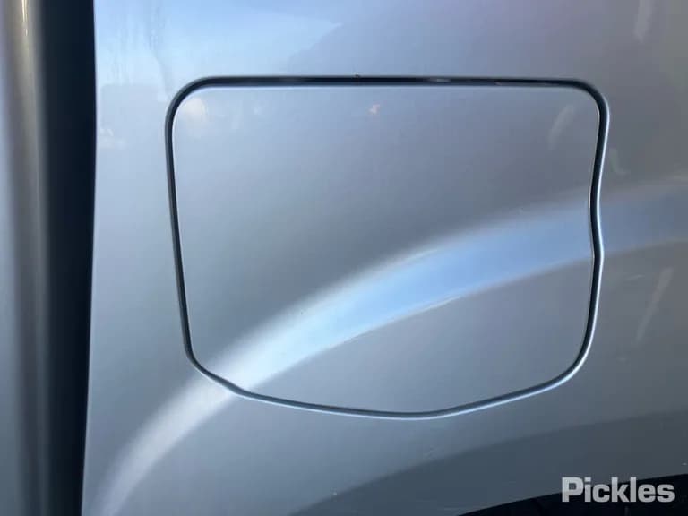 2016 Nissan Navara Used VIN MNTCB4D23A0013607 – rear exterior 2016 Nissan Navara Used VIN MNTCB4D23A0013607 – rear exterior