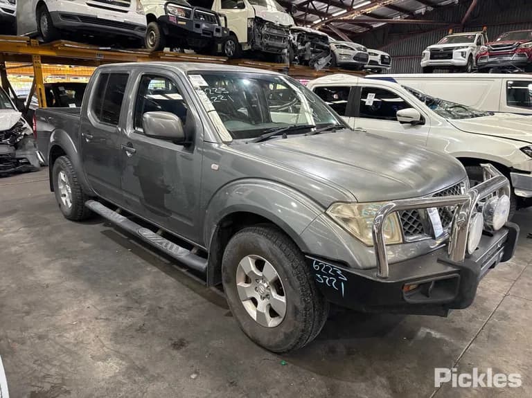2010 Nissan Navara Used VIN MNTVCUD40A0002830 – photo 11 2010 Nissan Navara Used VIN MNTVCUD40A0002830 – photo 11