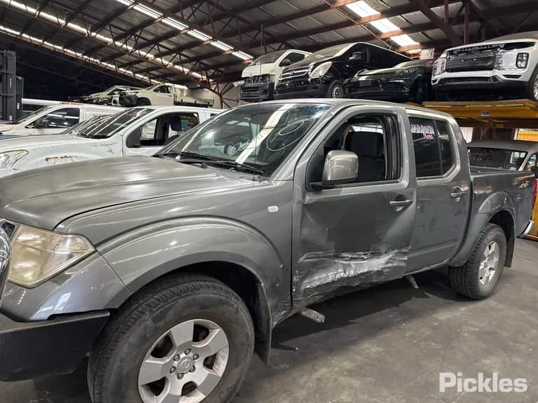2010 Nissan Navara Used VIN MNTVCUD40A0002830 – photo 19 2010 Nissan Navara Used VIN MNTVCUD40A0002830 – photo 19