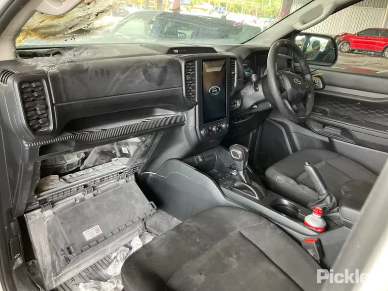 2025 Ford Ranger Used VIN MPBCMFF90SX680404 – trunk area 2025 Ford Ranger Used VIN MPBCMFF90SX680404 – trunk area