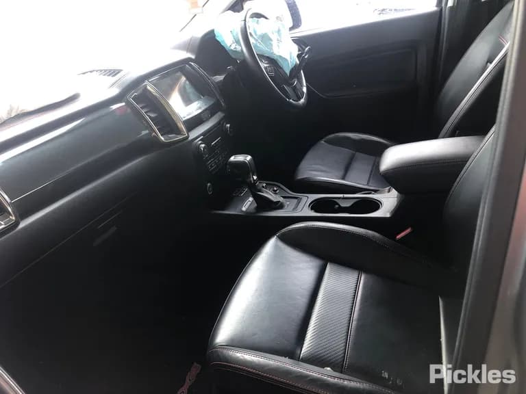 2020 Ford Ranger Used VIN MPBUMFF60KX264988 – interior seats 2020 Ford Ranger Used VIN MPBUMFF60KX264988 – interior seats