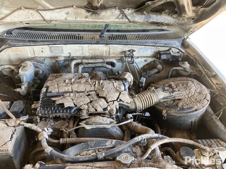 2003 Toyota Hilux Used VIN MR031LNE908002139 – photo 12 2003 Toyota Hilux Used VIN MR031LNE908002139 – photo 12