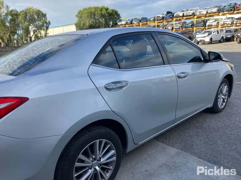 2014 Toyota Corolla Used VIN MR053REH205253269 – photo 12 2014 Toyota Corolla Used VIN MR053REH205253269 – photo 12