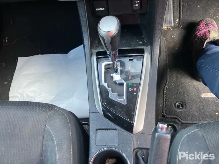 2014 Toyota Corolla Used VIN MR053REH205253269 – photo 13 2014 Toyota Corolla Used VIN MR053REH205253269 – photo 13