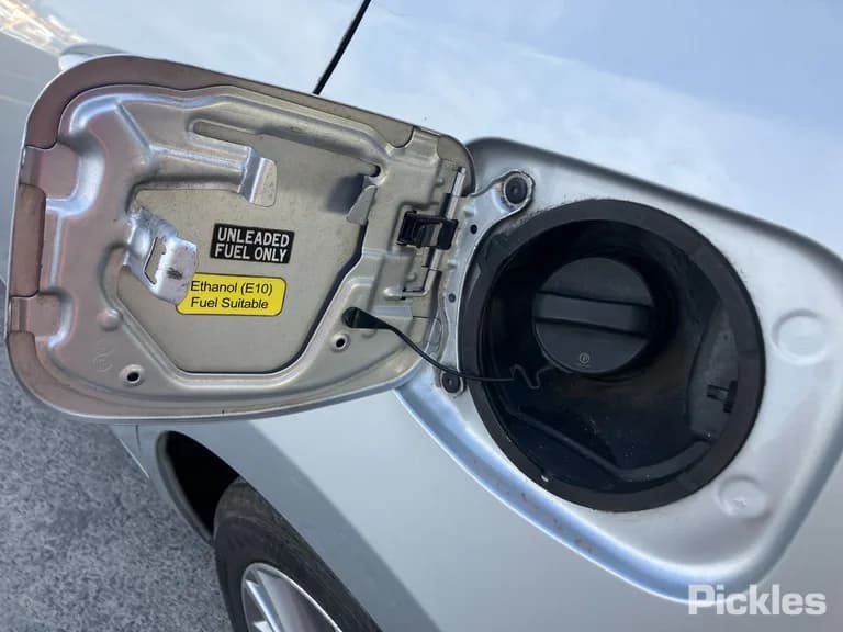 2014 Toyota Corolla Used VIN MR053REH205253269 – photo 15 2014 Toyota Corolla Used VIN MR053REH205253269 – photo 15