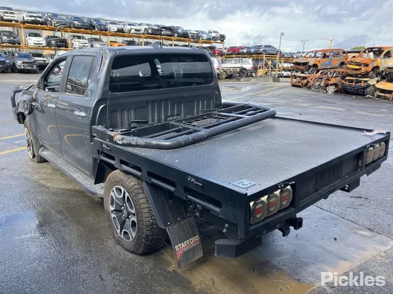 2024 Toyota Hilux Used VIN MR0BA3CD600088768 – exterior detail 2024 Toyota Hilux Used VIN MR0BA3CD600088768 – exterior detail