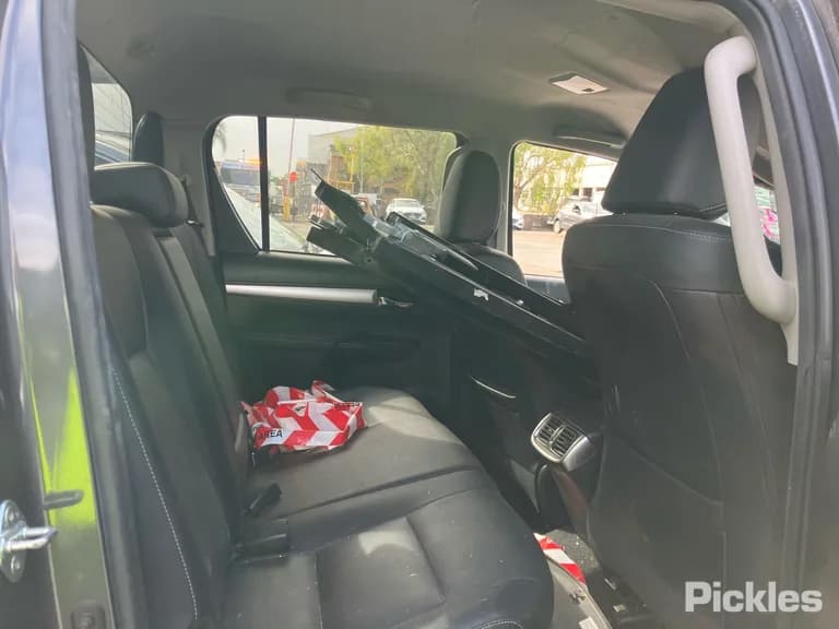 2024 Toyota Hilux Used VIN MR0BA3CD600088768 – photo 11 2024 Toyota Hilux Used VIN MR0BA3CD600088768 – photo 11