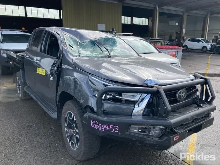 2024 Toyota Hilux Used VIN MR0BA3CD600088768 – photo 14 2024 Toyota Hilux Used VIN MR0BA3CD600088768 – photo 14