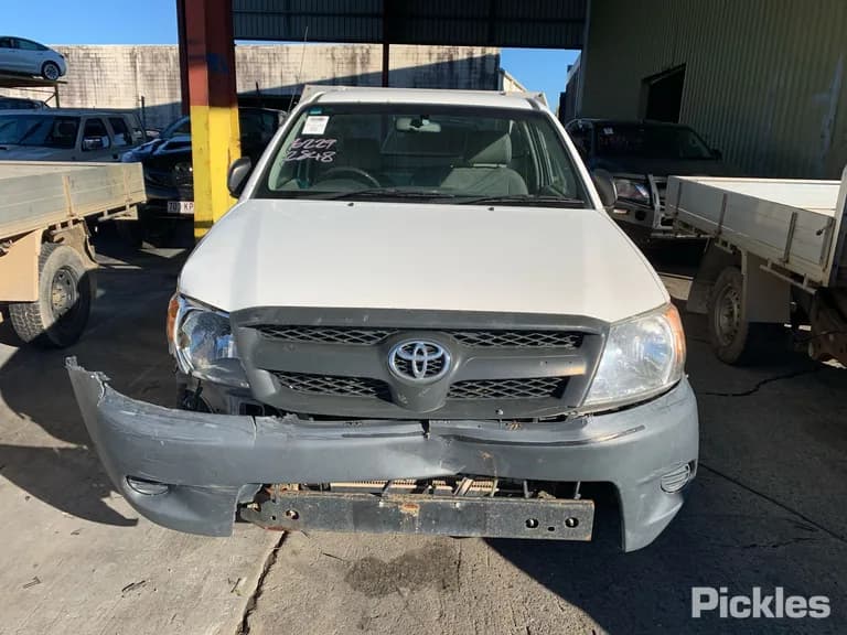 2005 Toyota Hilux Used VIN MR0CU12G400002336 – photo 13 2005 Toyota Hilux Used VIN MR0CU12G400002336 – photo 13