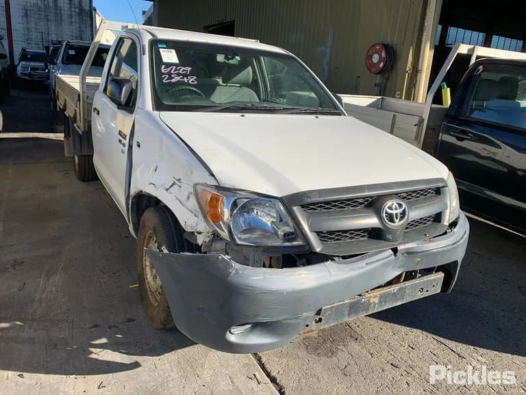 2005 Toyota Hilux Used VIN MR0CU12G400002336 – photo 14 2005 Toyota Hilux Used VIN MR0CU12G400002336 – photo 14