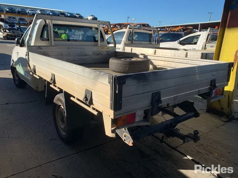 2005 Toyota Hilux Used VIN MR0CU12G400002336 – photo 18 2005 Toyota Hilux Used VIN MR0CU12G400002336 – photo 18