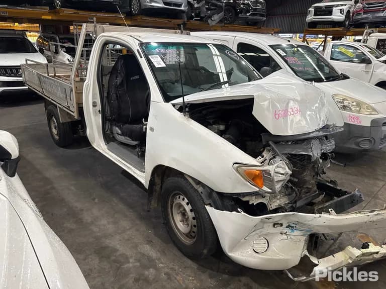 2008 Toyota Hilux Used VIN MR0CU12G800006728 – photo 14 2008 Toyota Hilux Used VIN MR0CU12G800006728 – photo 14