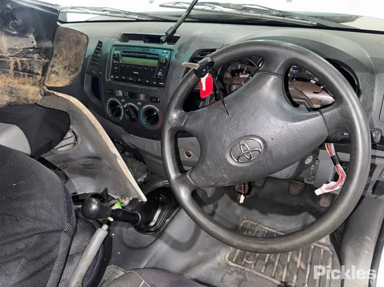 2008 Toyota Hilux Used VIN MR0CU12G800006728 – photo 19 2008 Toyota Hilux Used VIN MR0CU12G800006728 – photo 19