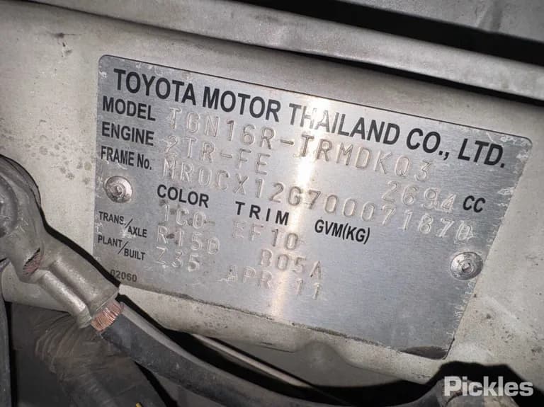 2011 Toyota Hilux Used VIN MR0CX12G700071870 – trunk area 2011 Toyota Hilux Used VIN MR0CX12G700071870 – trunk area