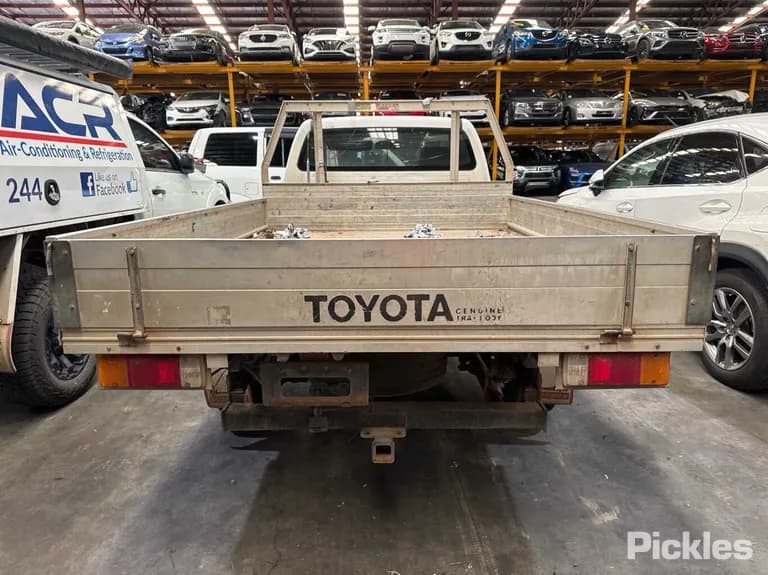 2007 Toyota Hilux Used VIN MR0CX12G900029104 – front exterior 2007 Toyota Hilux Used VIN MR0CX12G900029104 – front exterior