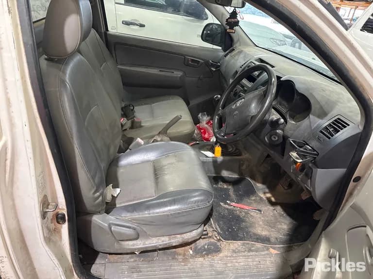 2007 Toyota Hilux Used VIN MR0CX12G900029104 – photo 16 2007 Toyota Hilux Used VIN MR0CX12G900029104 – photo 16