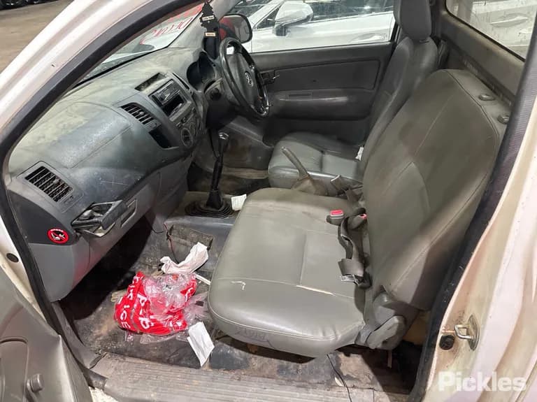 2007 Toyota Hilux Used VIN MR0CX12G900029104 – photo 22 2007 Toyota Hilux Used VIN MR0CX12G900029104 – photo 22