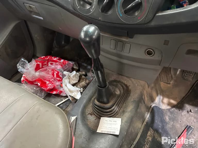 2007 Toyota Hilux Used VIN MR0CX12G900029104 – photo 24 2007 Toyota Hilux Used VIN MR0CX12G900029104 – photo 24