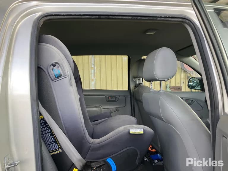 2008 Toyota Hilux Used VIN MR0EX12G302018144 – front exterior 2008 Toyota Hilux Used VIN MR0EX12G302018144 – front exterior