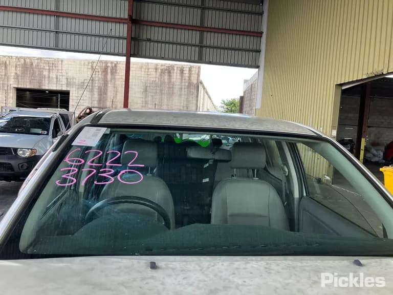 2008 Toyota Hilux Used VIN MR0EX12G302018144 – side profile 2008 Toyota Hilux Used VIN MR0EX12G302018144 – side profile