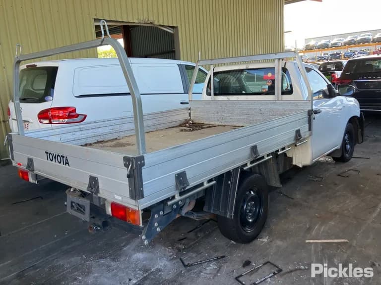 2016 Toyota Hilux Used VIN MR0EX3CB801107499 – odometer reading 2016 Toyota Hilux Used VIN MR0EX3CB801107499 – odometer reading