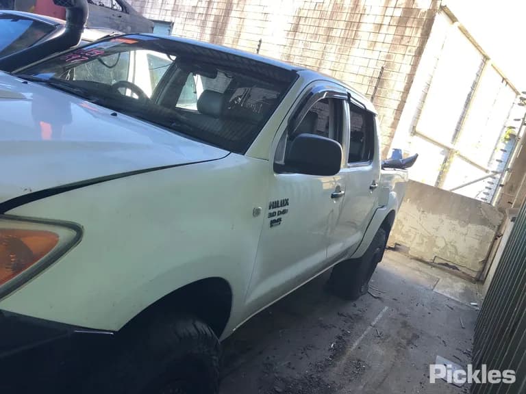 2007 Toyota Hilux Used VIN MR0FZ22G801016142 – photo 15 2007 Toyota Hilux Used VIN MR0FZ22G801016142 – photo 15