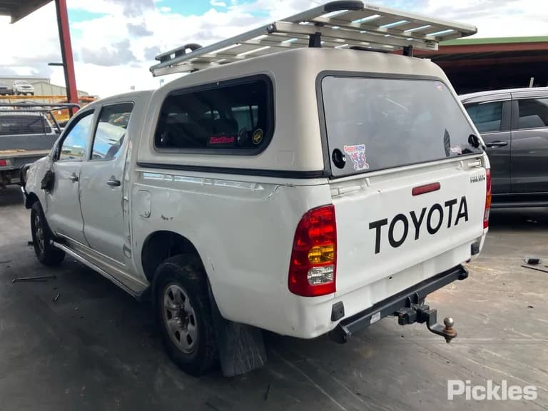 2007 Toyota Hilux Used VIN MR0FZ22GX01157343 – front exterior 2007 Toyota Hilux Used VIN MR0FZ22GX01157343 – front exterior