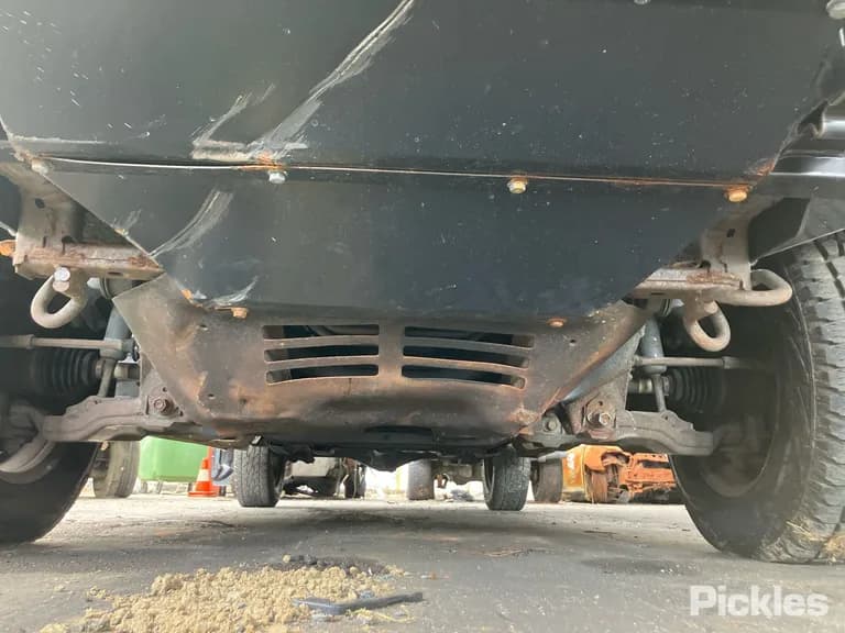 2007 Toyota Hilux Used VIN MR0FZ22GX01157343 – exterior detail 2007 Toyota Hilux Used VIN MR0FZ22GX01157343 – exterior detail