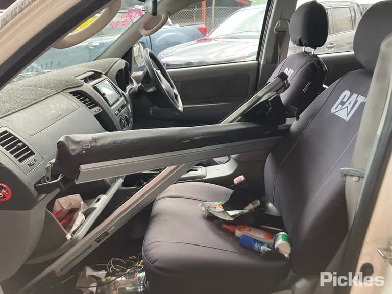 2007 Toyota Hilux Used VIN MR0FZ22GX01157343 – photo 25 2007 Toyota Hilux Used VIN MR0FZ22GX01157343 – photo 25