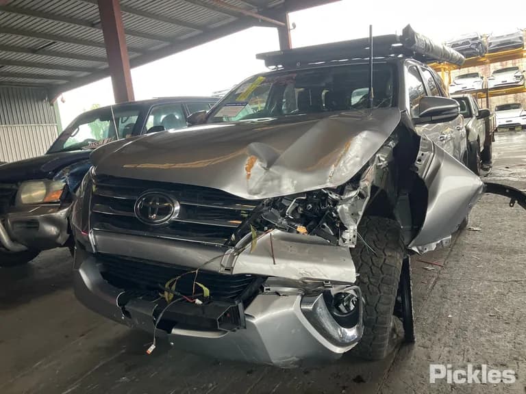 2019 Toyota Fortuner Used VIN MR0HA3FS800066212 – interior seats 2019 Toyota Fortuner Used VIN MR0HA3FS800066212 – interior seats
