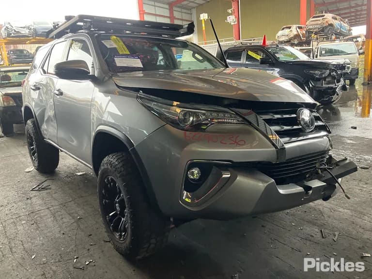 2019 Toyota Fortuner Used VIN MR0HA3FS800066212 – photo 23 2019 Toyota Fortuner Used VIN MR0HA3FS800066212 – photo 23